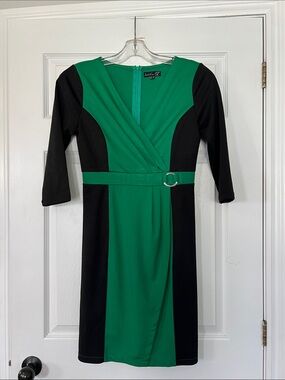 NWOT Smashed lemon Green and Black Long Sleeve Dress